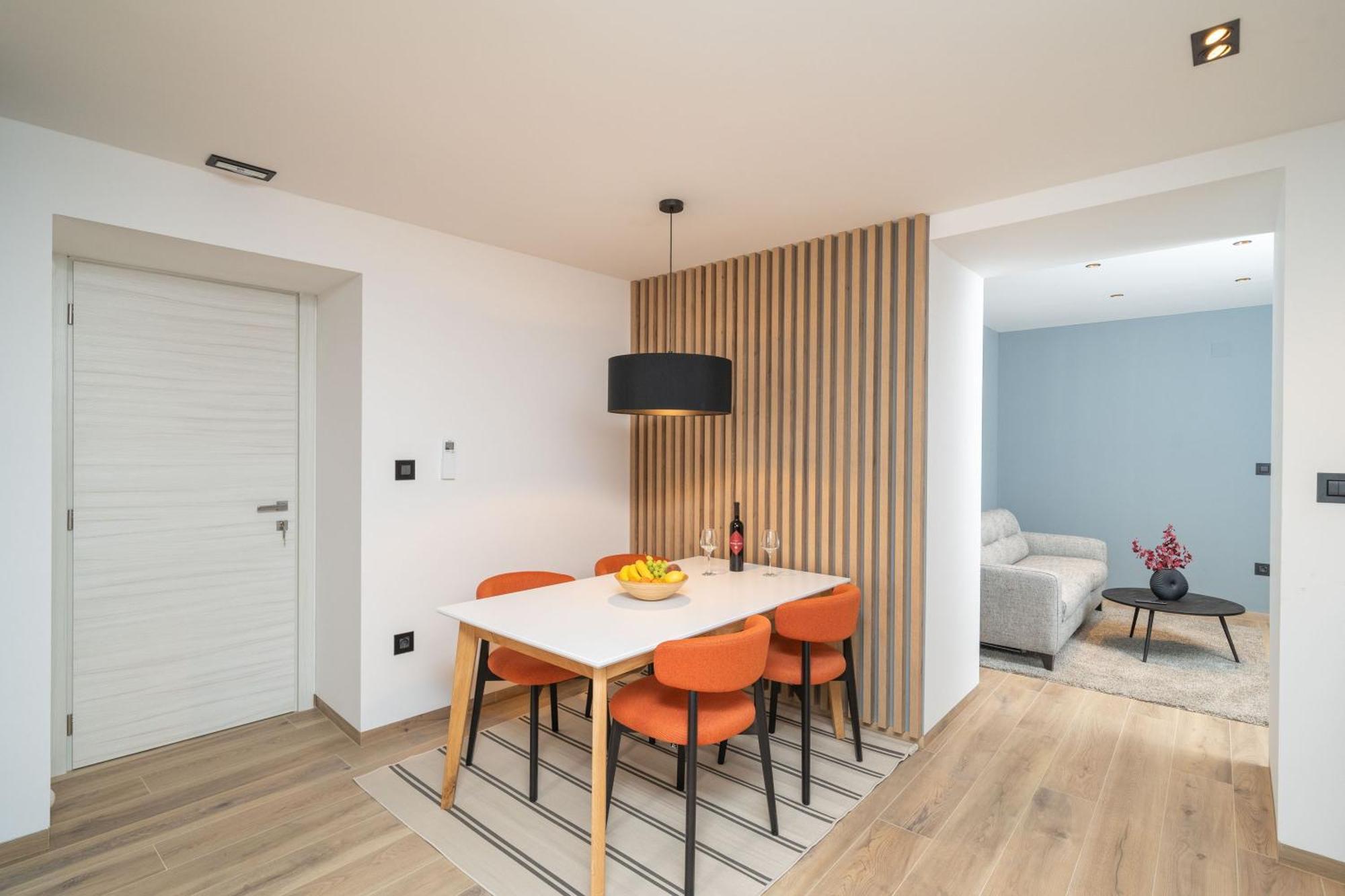 Apartments Villa Royale ซัฟทัท ภายนอก รูปภาพ