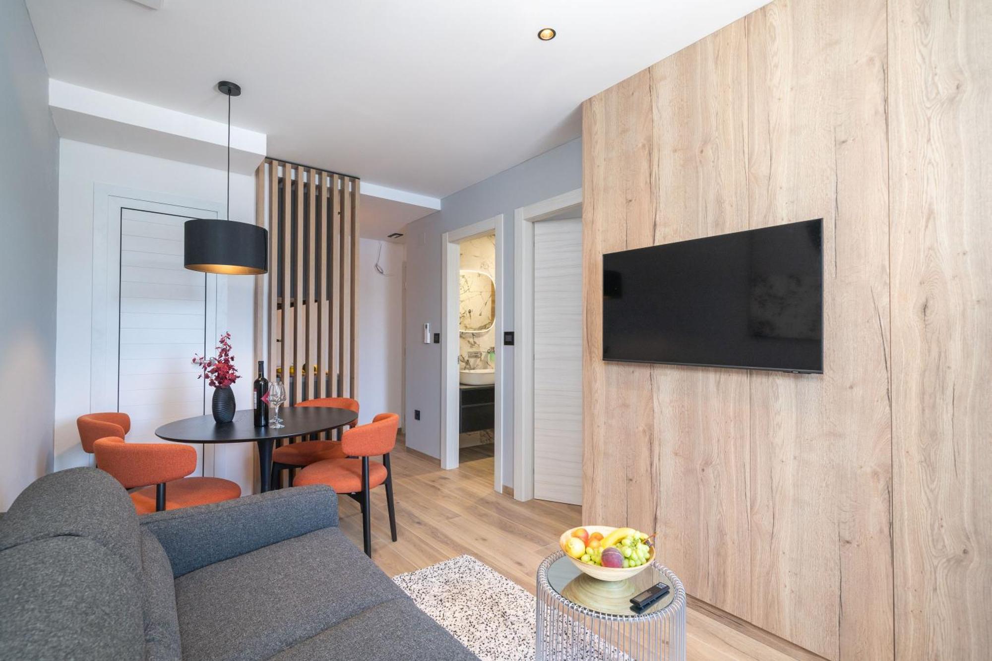 Apartments Villa Royale ซัฟทัท ภายนอก รูปภาพ
