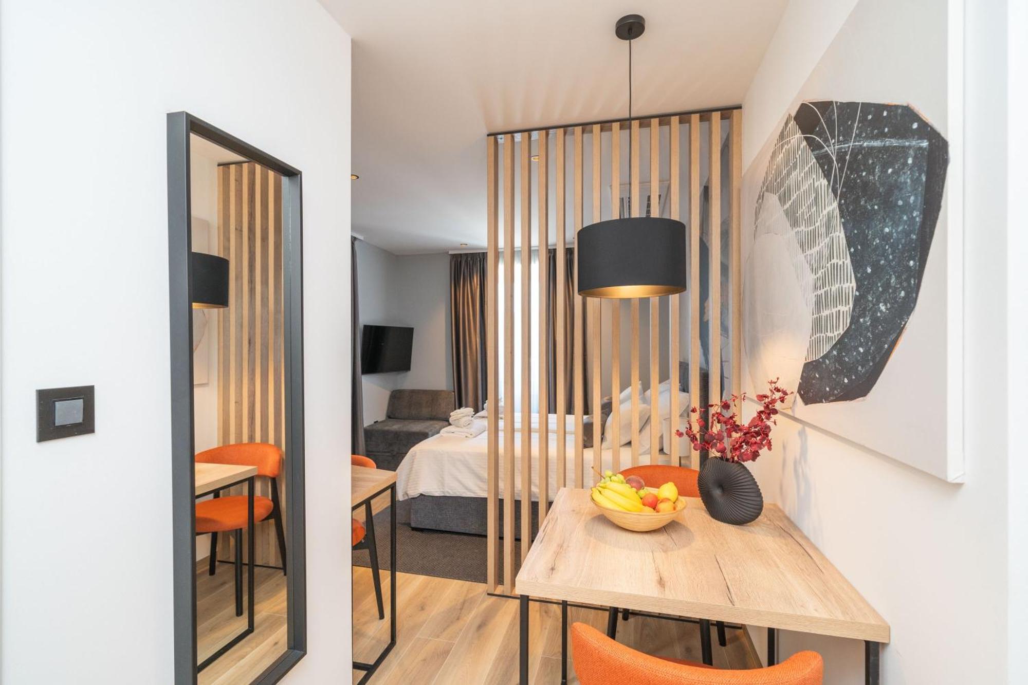 Apartments Villa Royale ซัฟทัท ภายนอก รูปภาพ